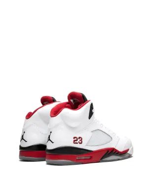 Jordan エアジョーダン 5 レトロ Fire Red スニーカー - サムネイル3