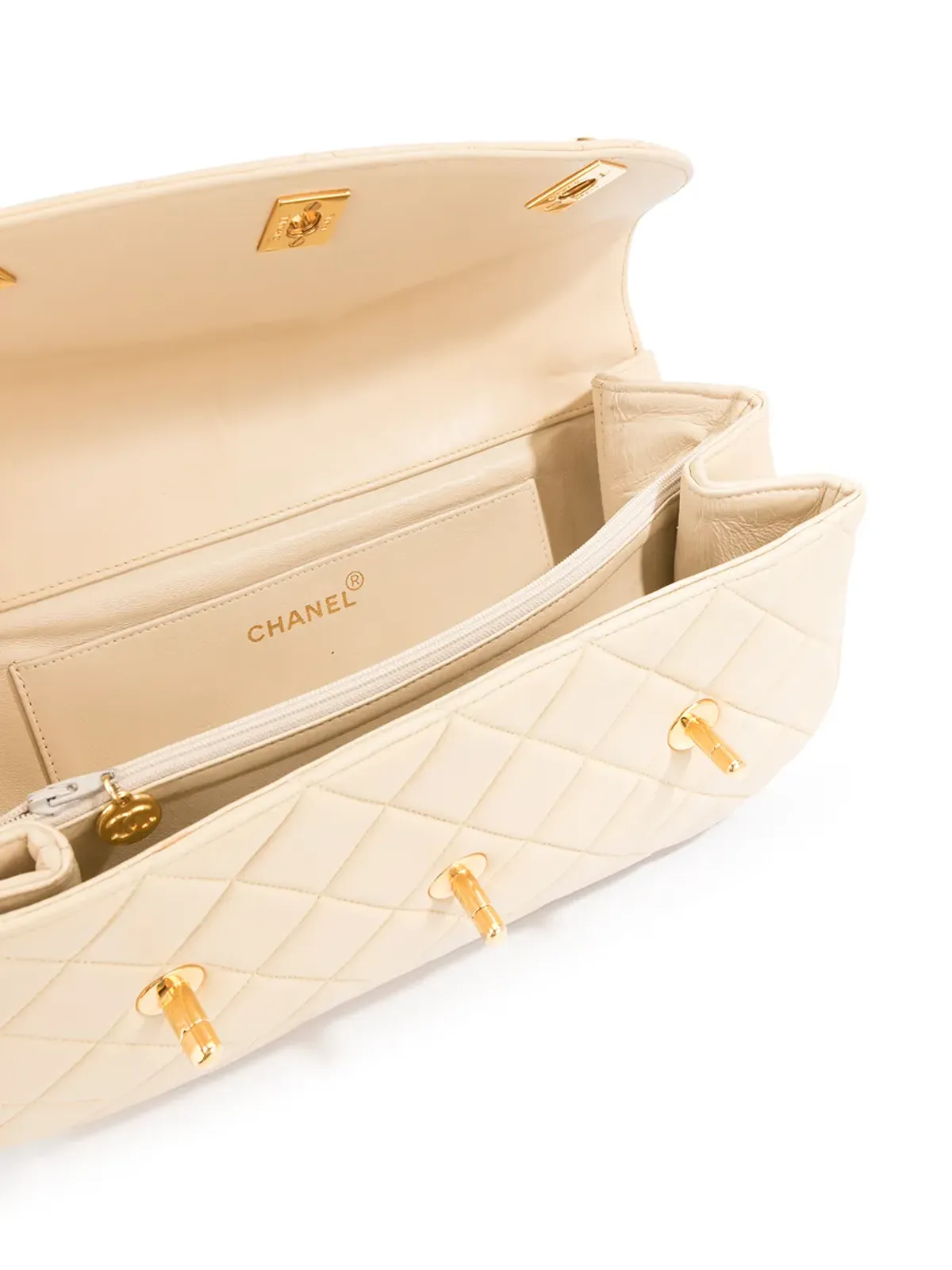 CHANEL Vintage CCキルテッドクラッチバッグ - ニュートラル - 画像5