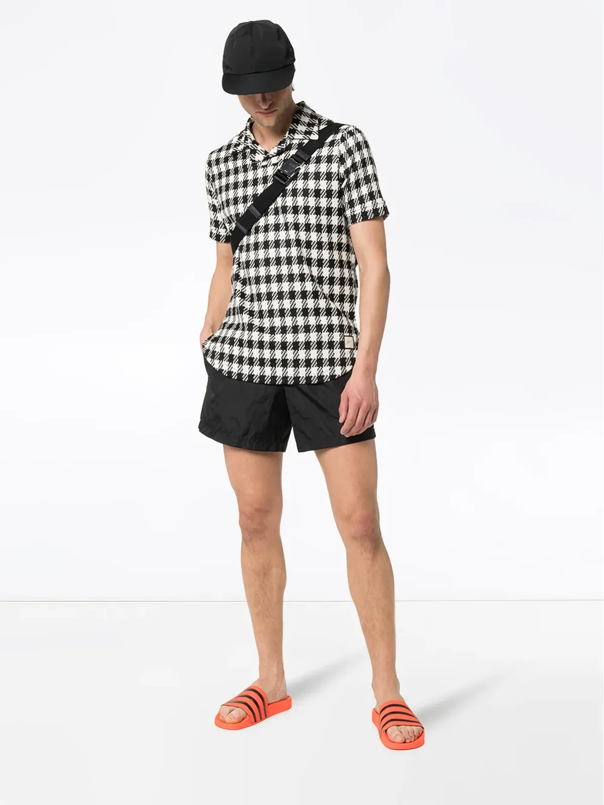 Off-White ロゴスイムショーツ - 画像2