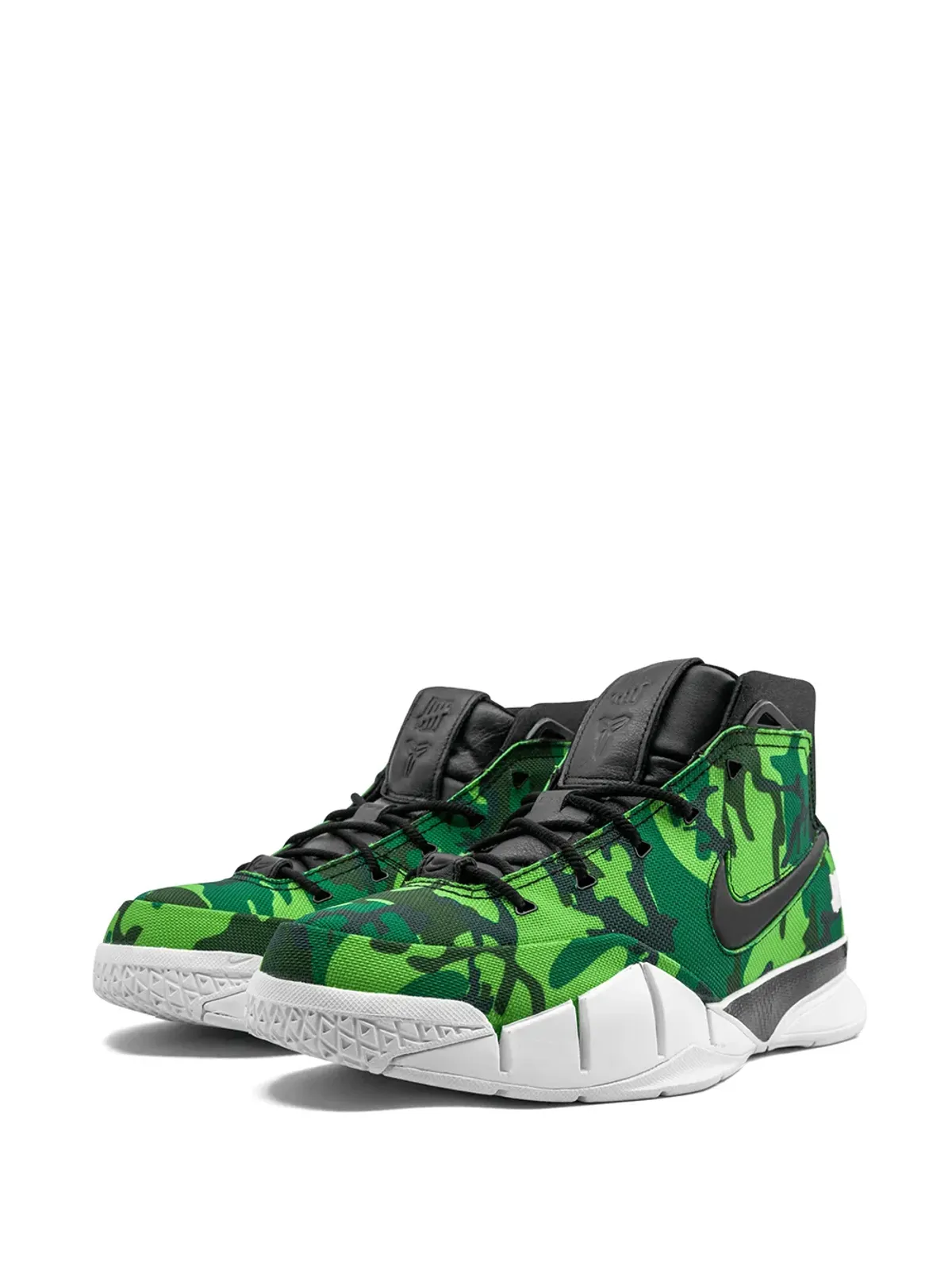 Nike コービー1 Protro PE × UNDEFEATED グリーンカモ スニーカー - 画像2