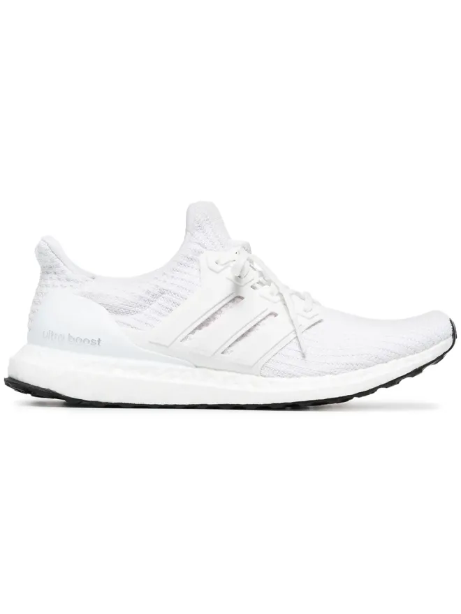 adidas adidas Ultraboost トリプルホワイト スニーカーの商品画像