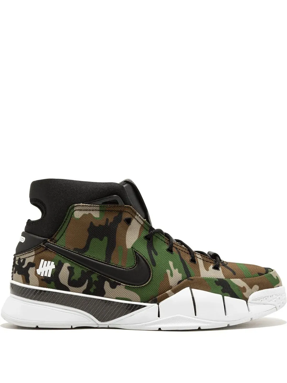 Nike x Undefeated Kobe 1 Protro スニーカー - 画像1