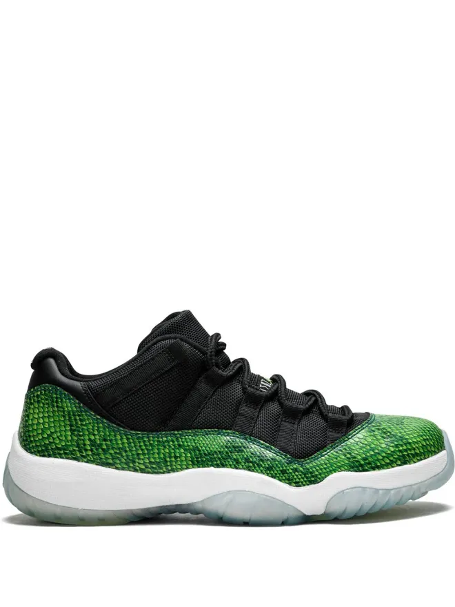 Jordan Jordan エアジョーダン11 ロー Nightshade スニーカーの商品画像