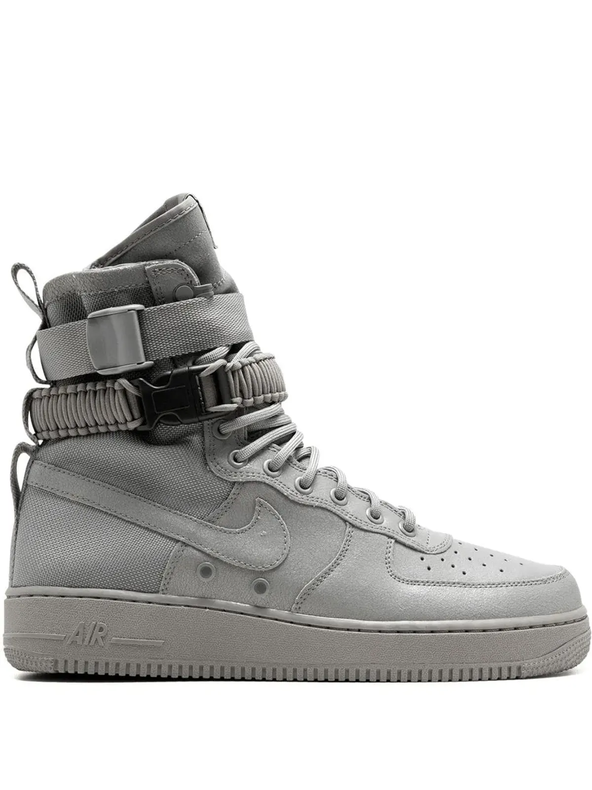 Nike SF AF1 QS スニーカー - 画像1