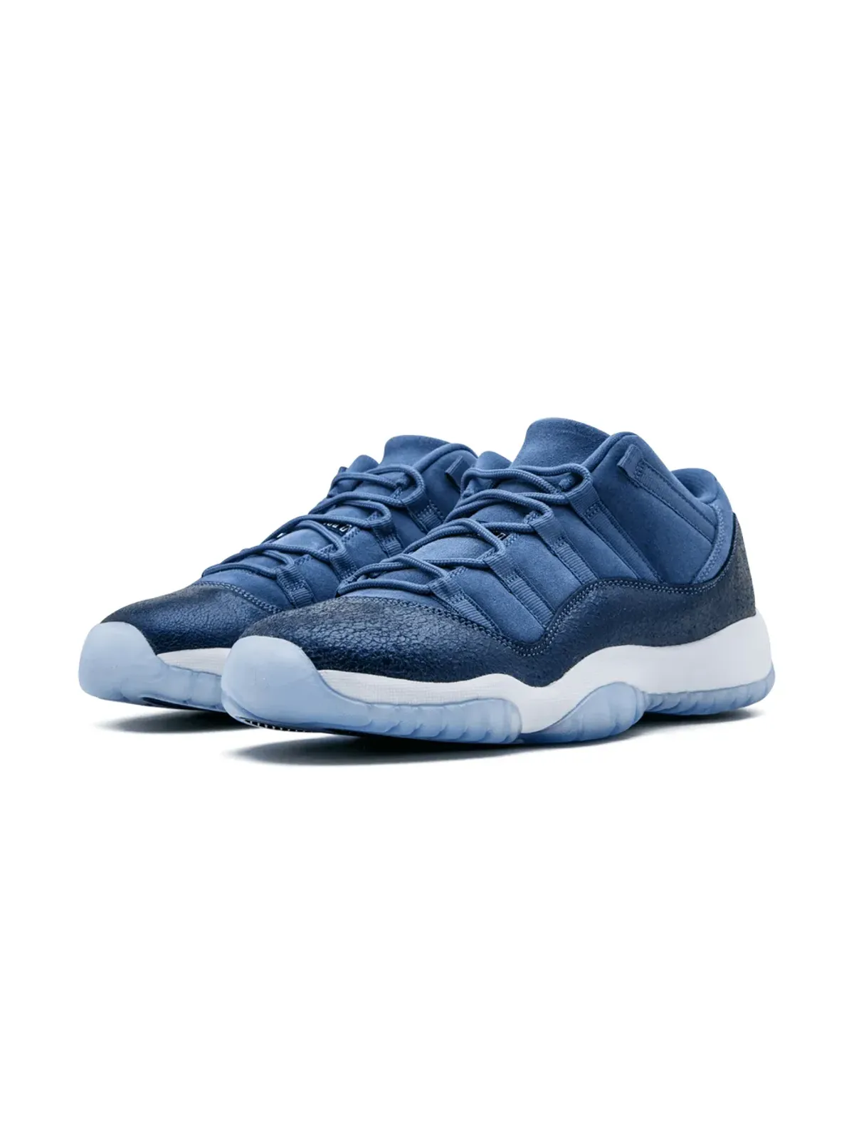 Jordan Kids エアジョーダン11 レトロ ロー GG ブルームーン スニーカー - 画像2