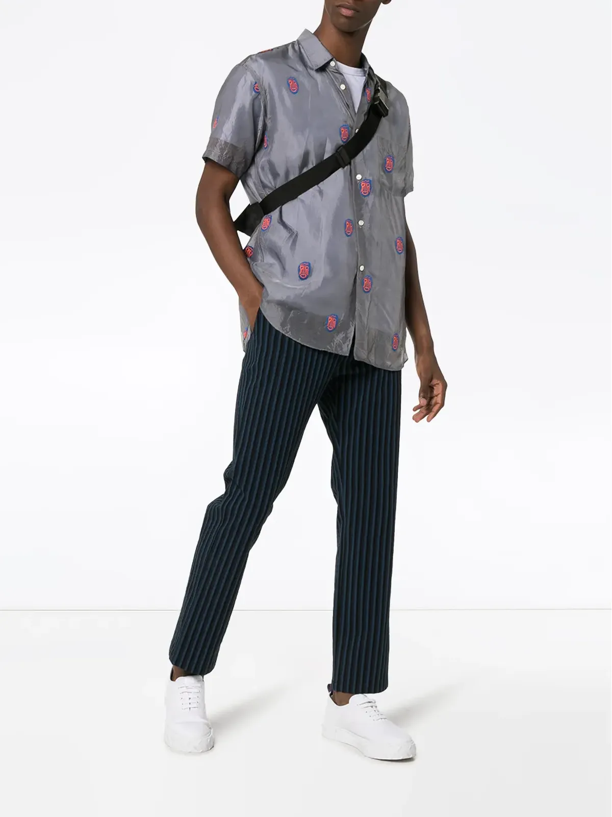 Comme Des Garçons Shirt マスク刺繍の半袖シャツ - 画像2
