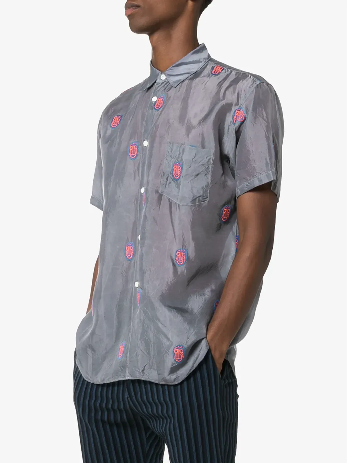 Comme Des Garçons Shirt マスク刺繍の半袖シャツ - 画像3