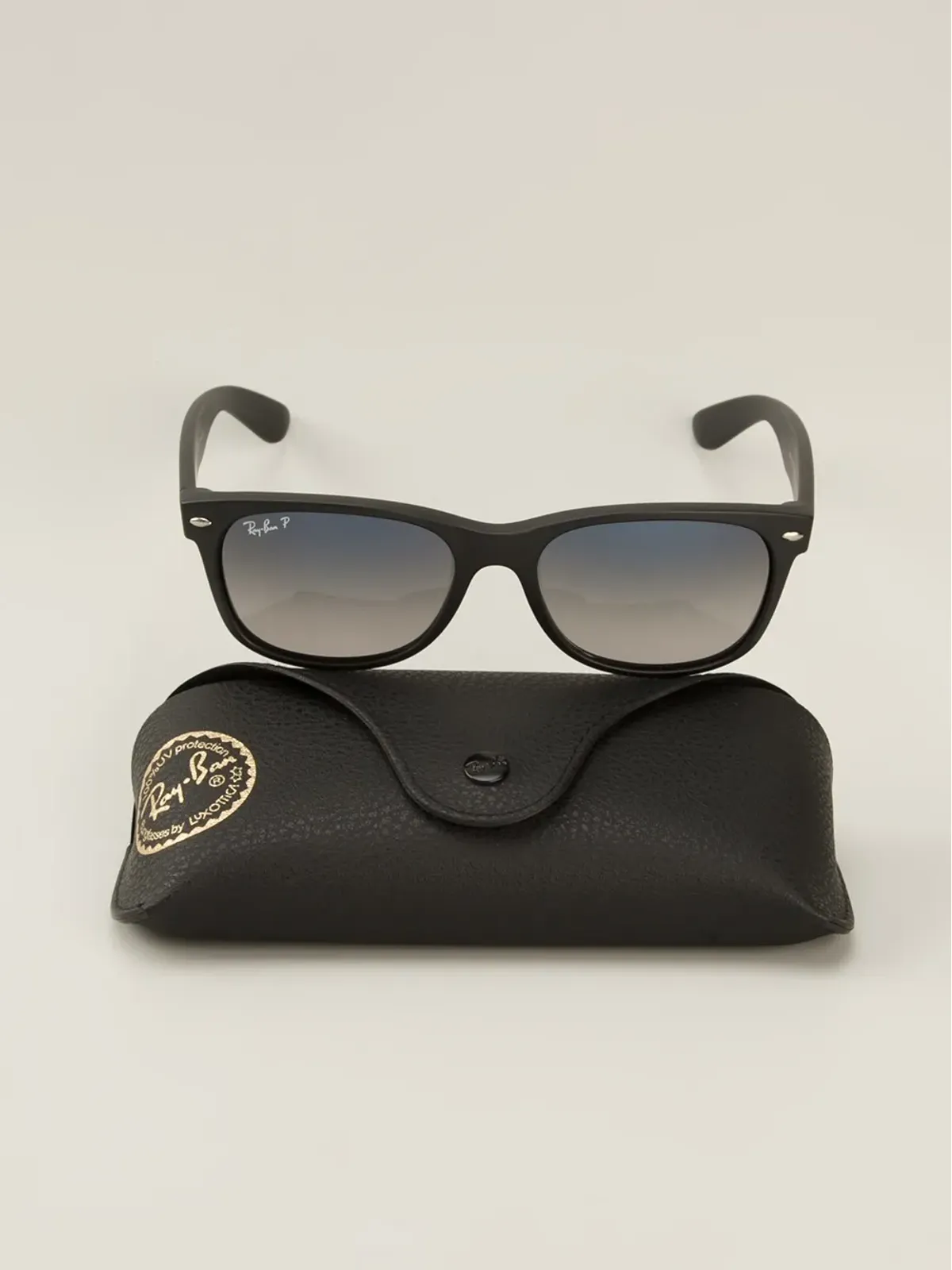 Ray-Ban レクタングルフレーム サングラス ブラック - 画像3