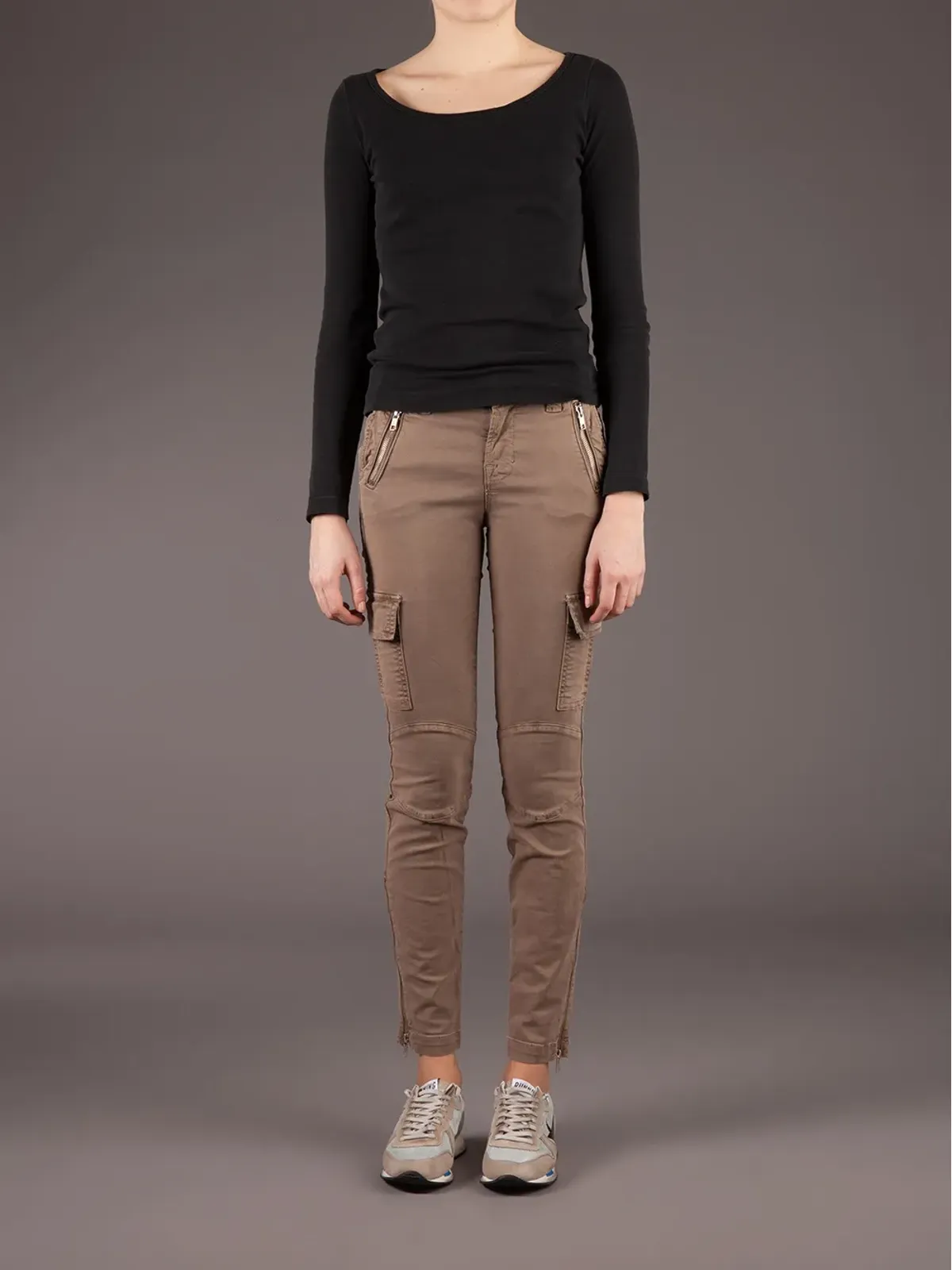 J Brand ユーティリティストレートパンツ - 画像2