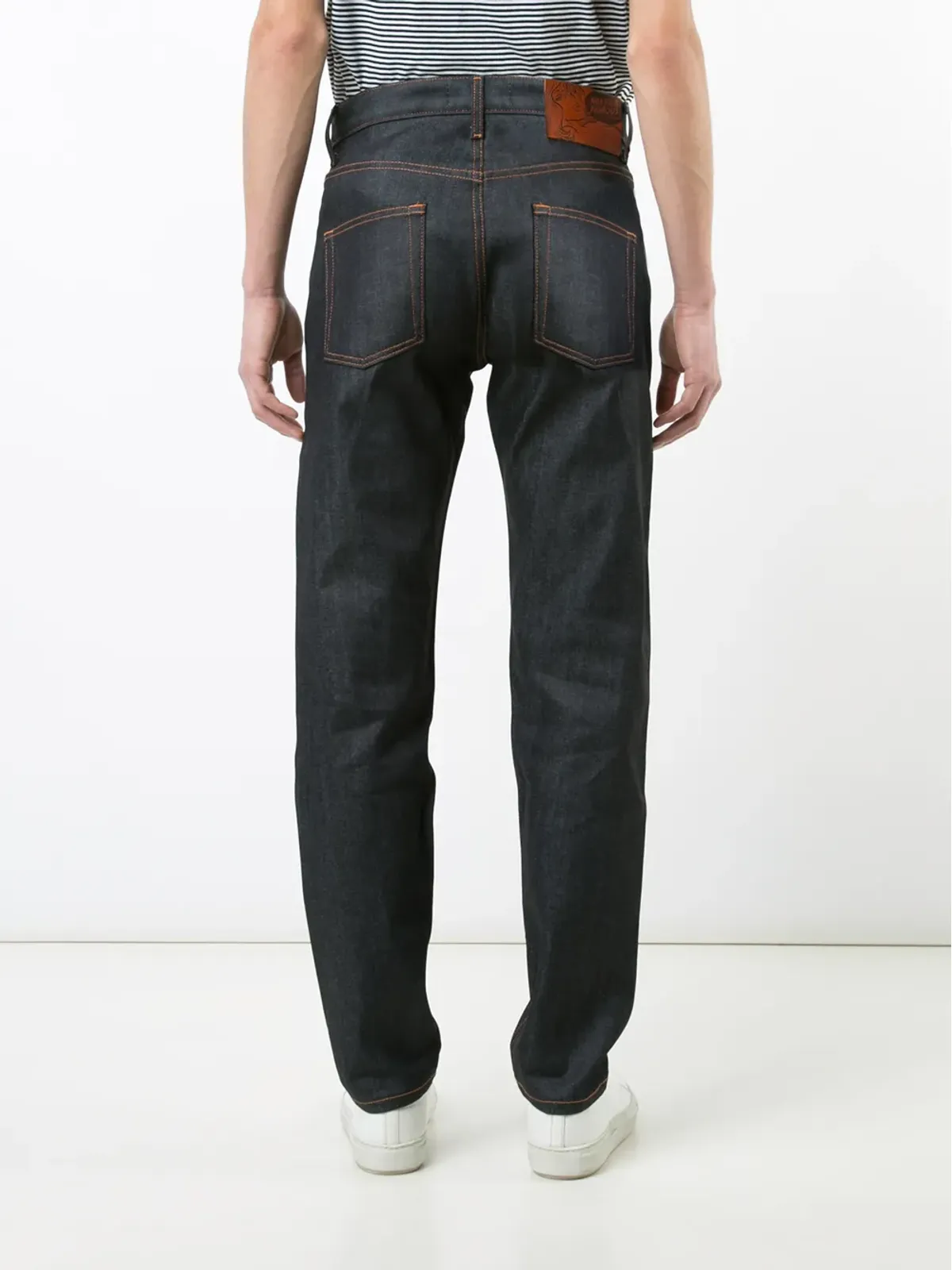 Naked and Famous テーパードジーンズ - 画像4