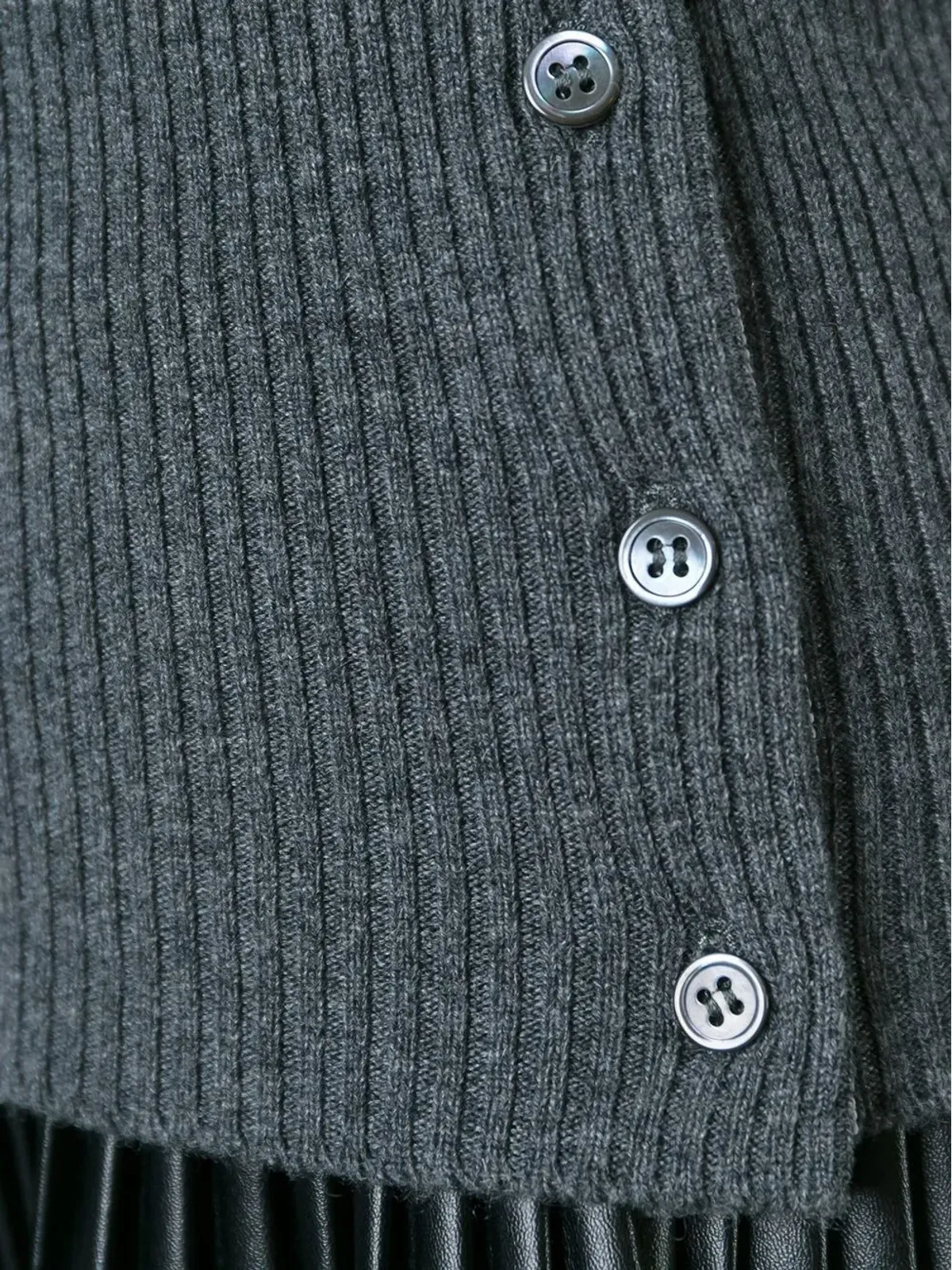 Thom Browne ジレ（クルーネック・カシミア／グレー） - 画像5