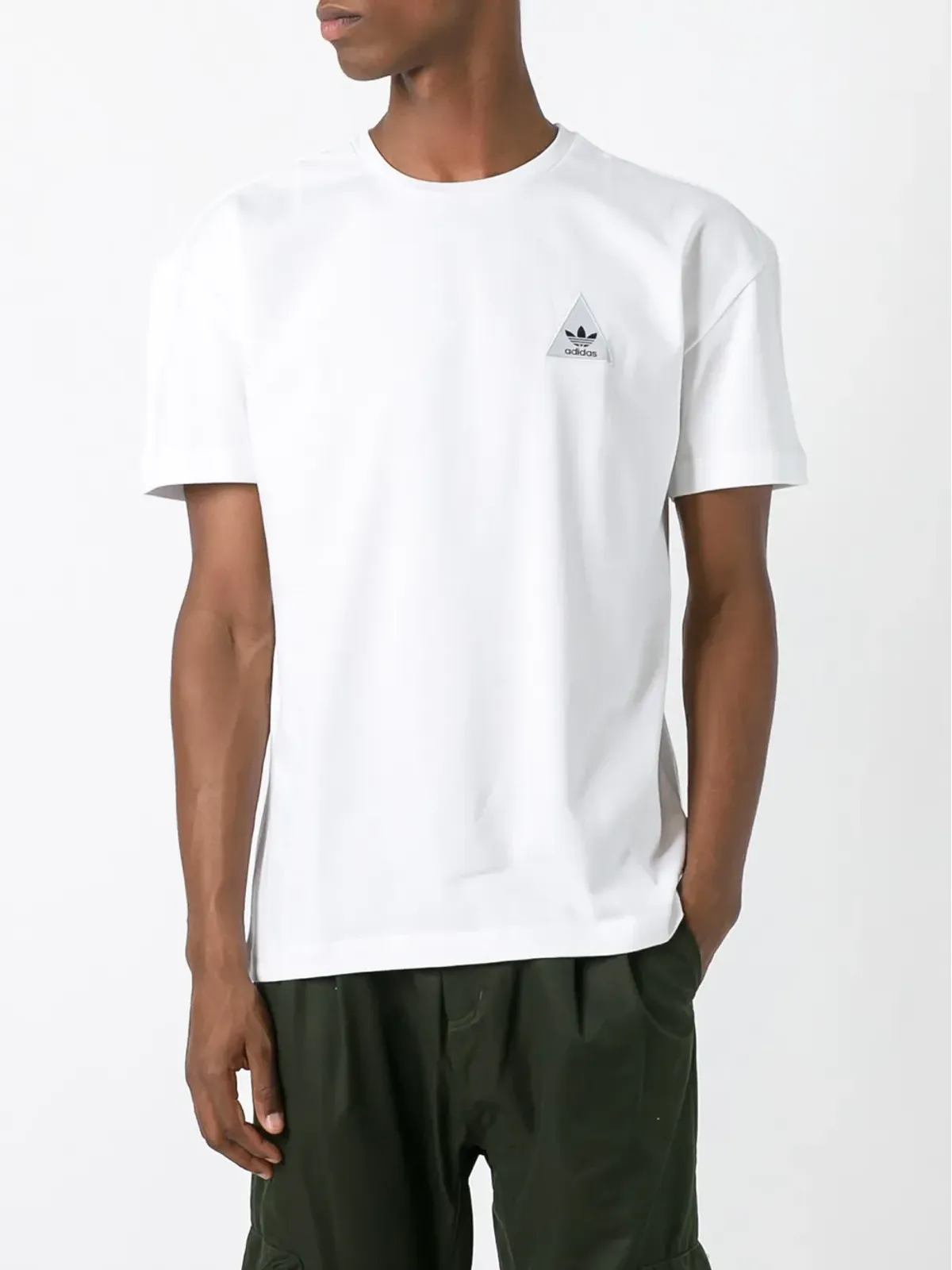 adidas Hu Race ボックスフィット Tシャツ - 画像3