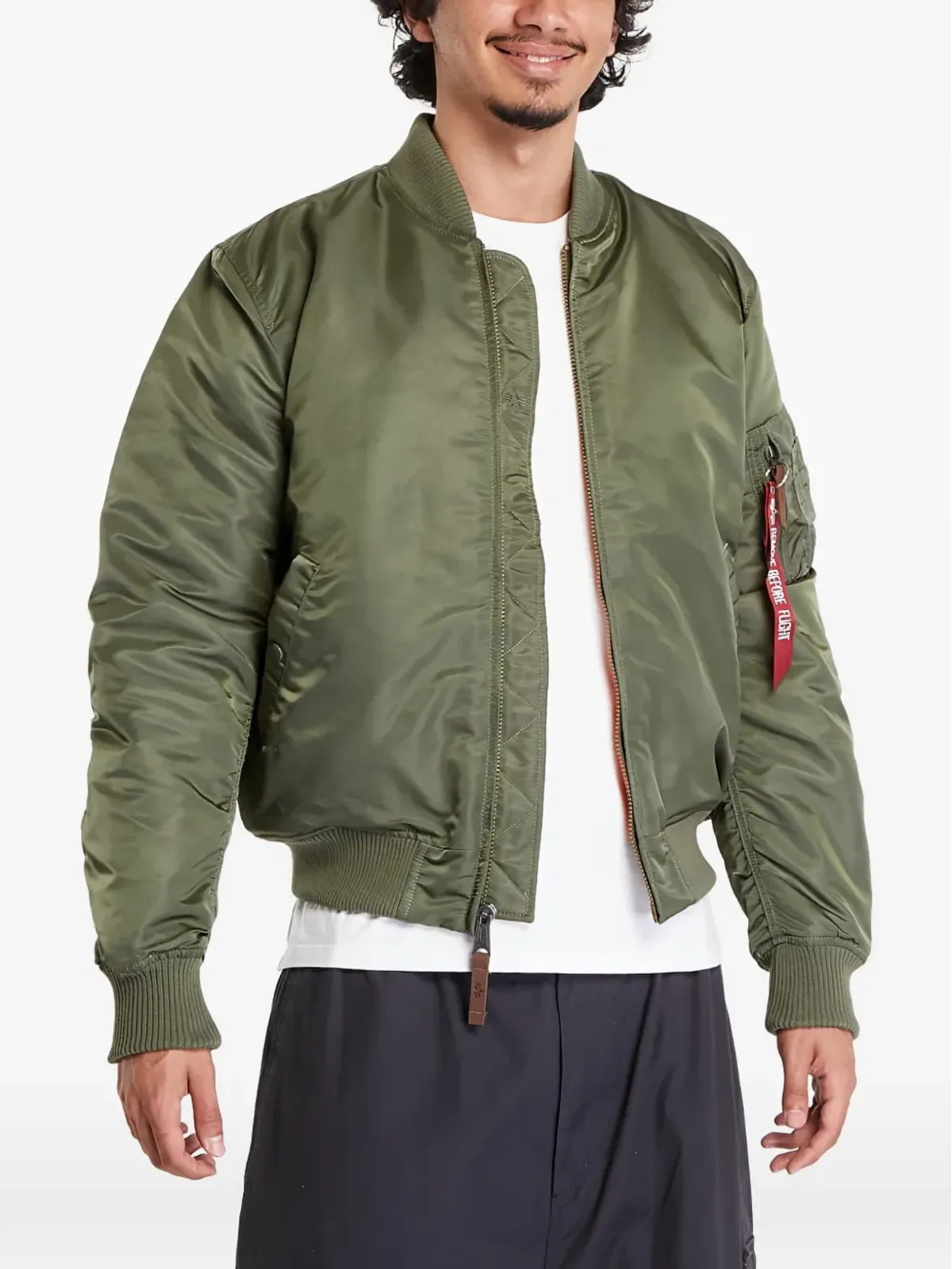 Alpha Industries MA-1 VF 59ジップアップボンバージャケット グリーン - 画像3