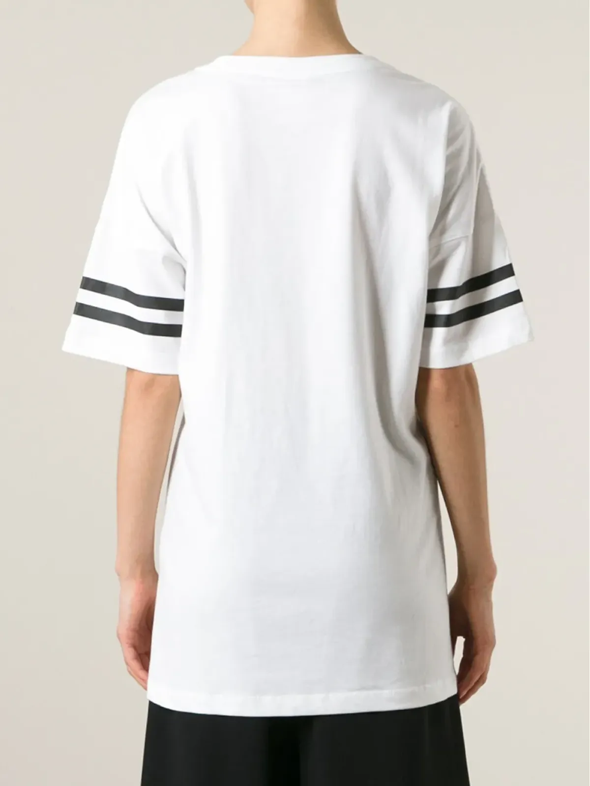 Nike ヴァーシティプリントTシャツ - 画像4