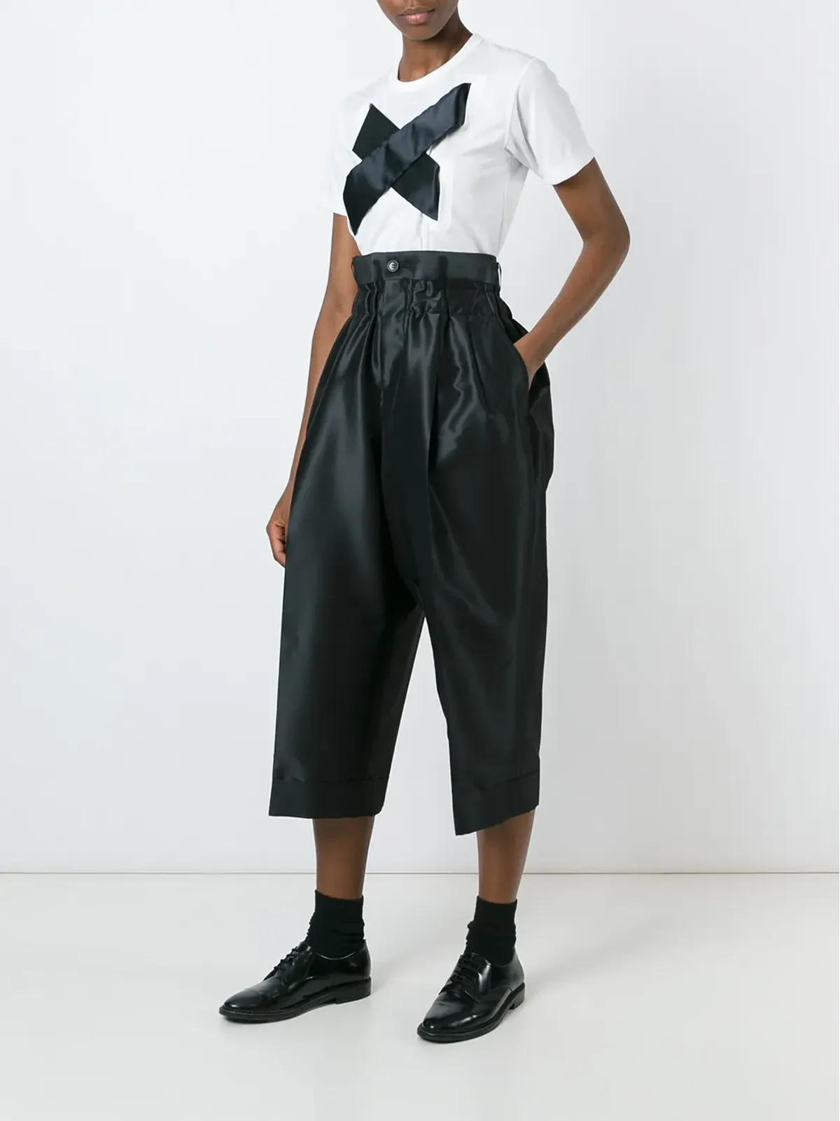 Comme Des Garçons クロップド丈プリーツパンツ - ブラック - 画像2