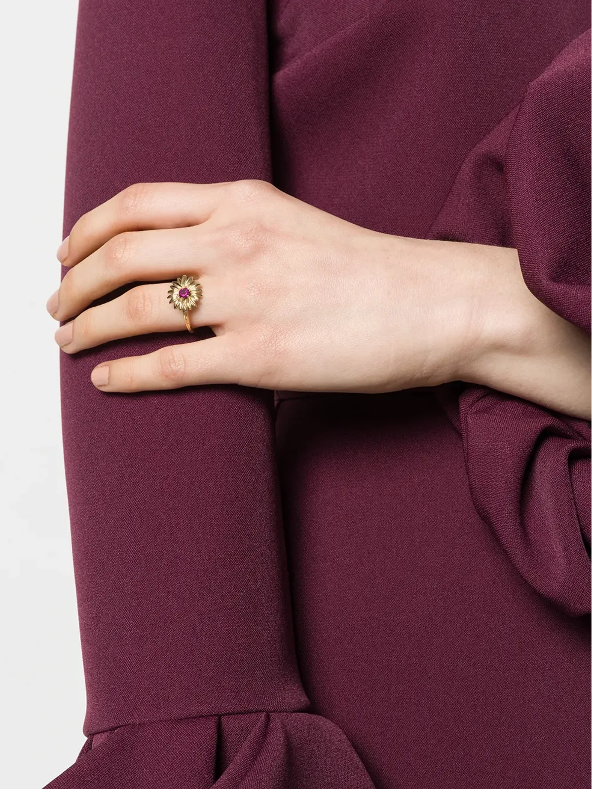Aurelie Bidermann ガーネット花モチーフリング 18Kイエローゴールド - 画像2