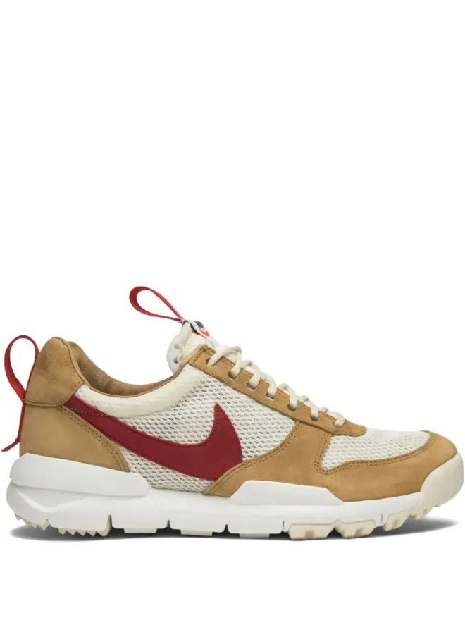 Nike Nike トム・サックス×Mars Yard 2.0 スニーカーの商品画像