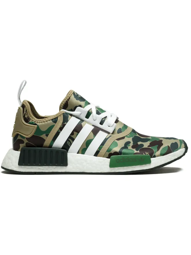 adidas adidas x BAPE NMD_R1 'Green Camo' スニーカーの商品画像