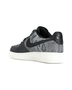 Nike エアフォース1スニーカー ブラック - サムネイル3