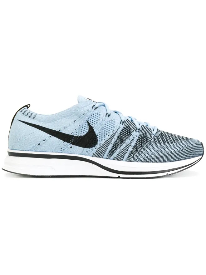 Nike Nike フライニット ローカットスニーカーの商品画像
