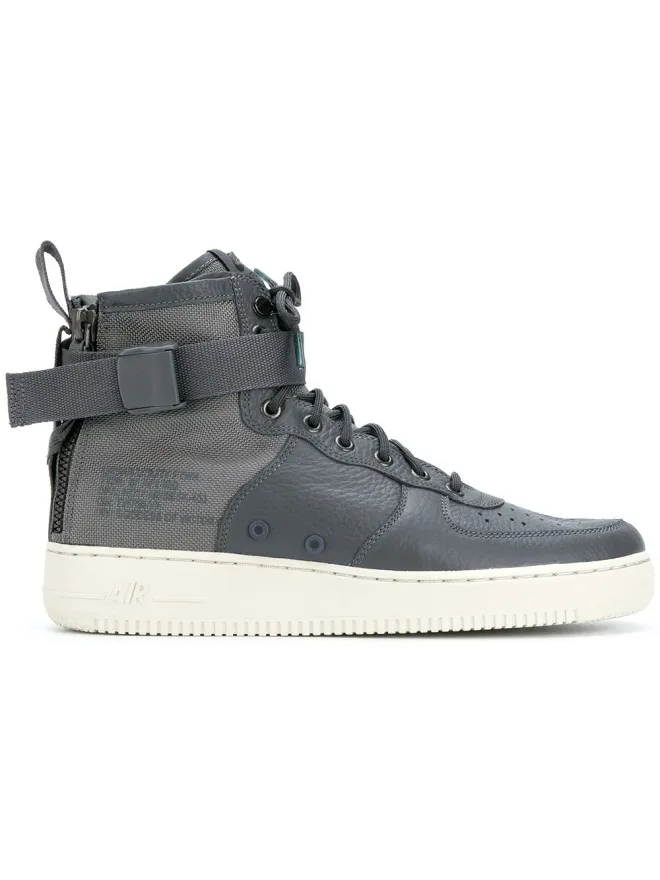 Nike Nike SF AF1 Mid ダークグレー スニーカーの商品画像