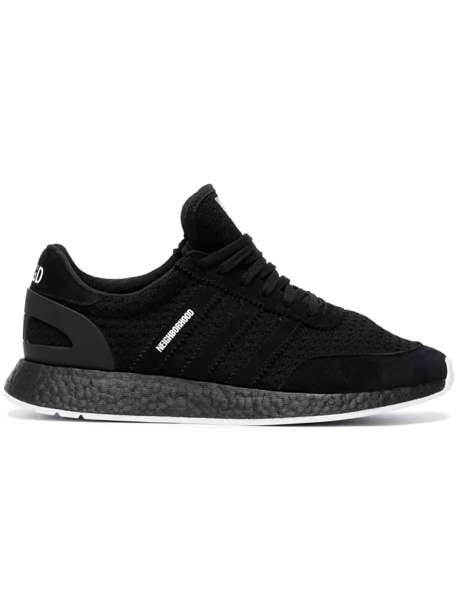 adidas adidas × Neighborhood ブラック Iniki Boost スニーカーの商品画像