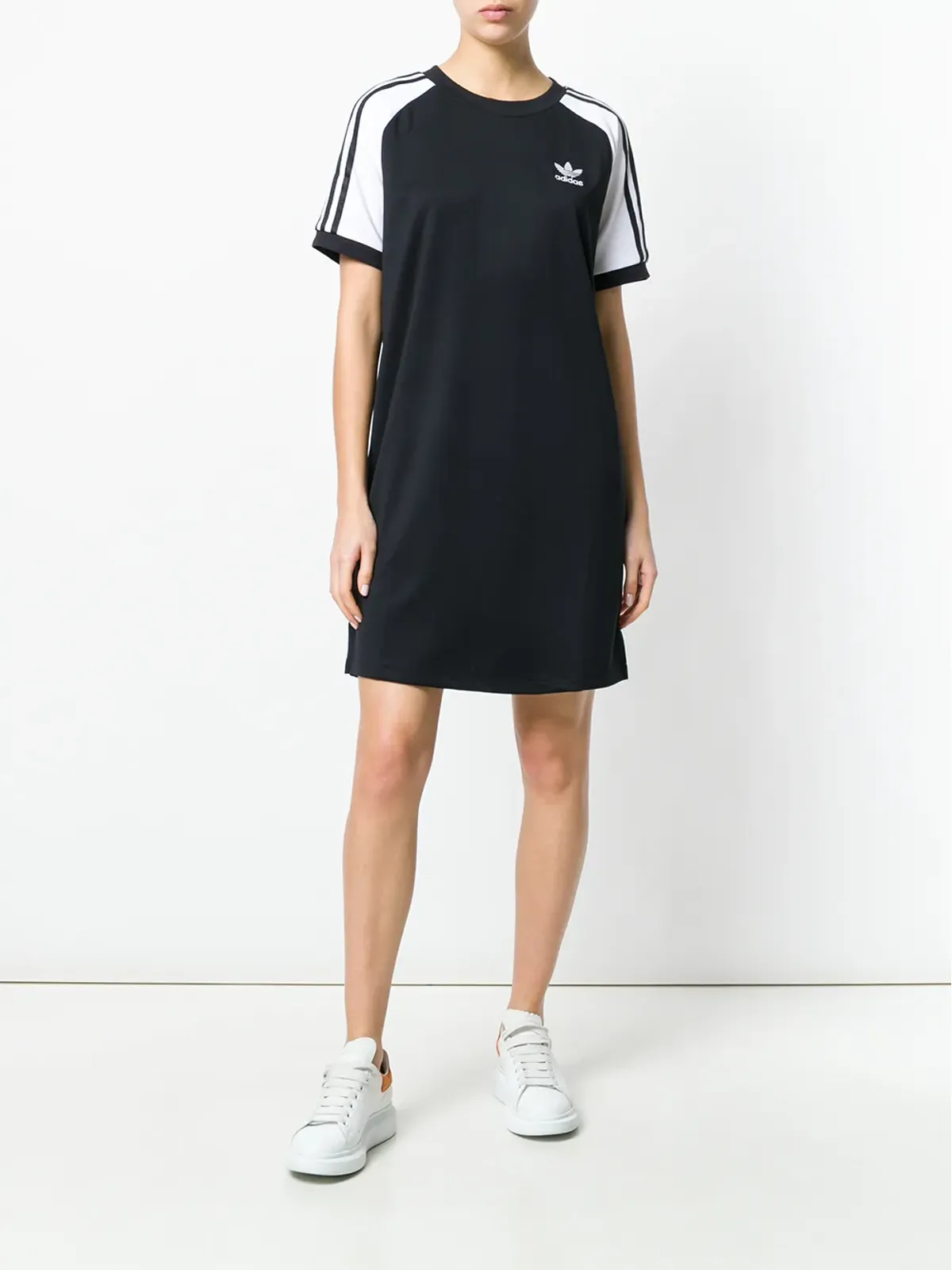 adidas アディダス オリジナルス アディカラー 3ストライプ ラグラン ドレス ブラック - 画像2