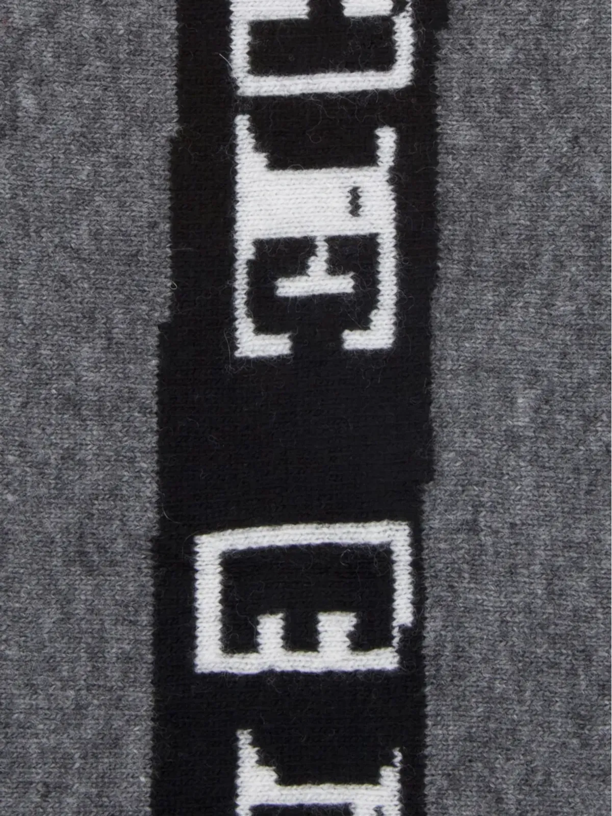Valentino Garavani スローガン刺繍スカーフ - 画像3