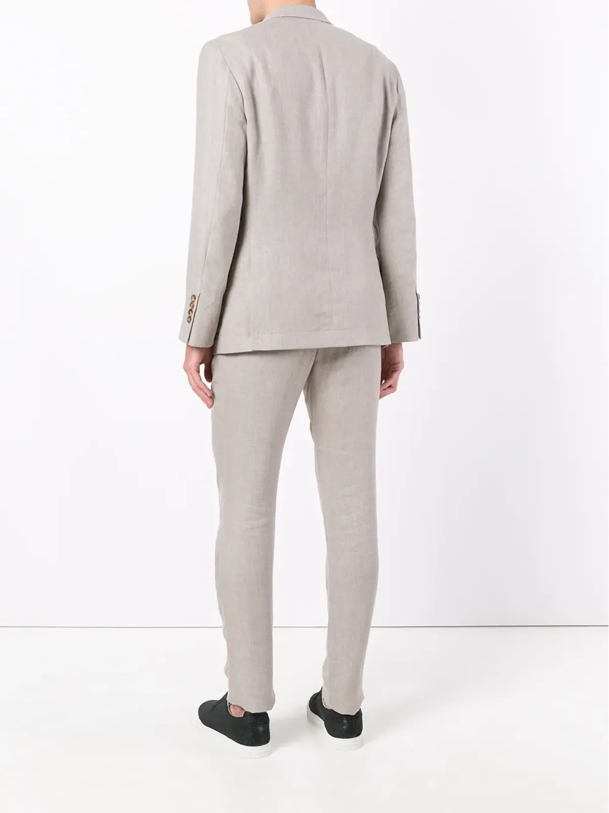Brunello Cucinelli ツーピーススーツ - 画像4