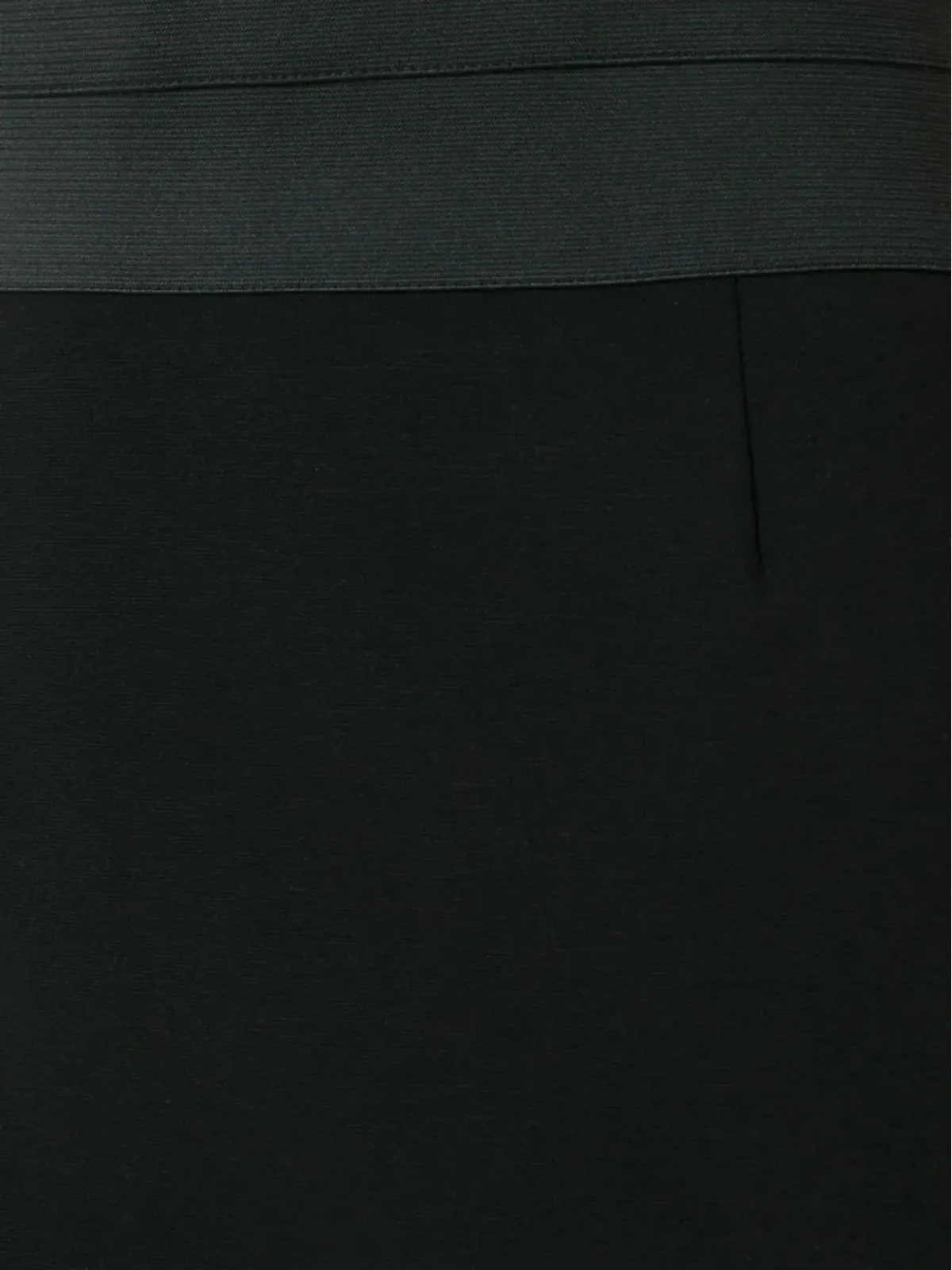 Akris Punto フィット感のある高腰ペンシルスカート（ブラック） - 画像5