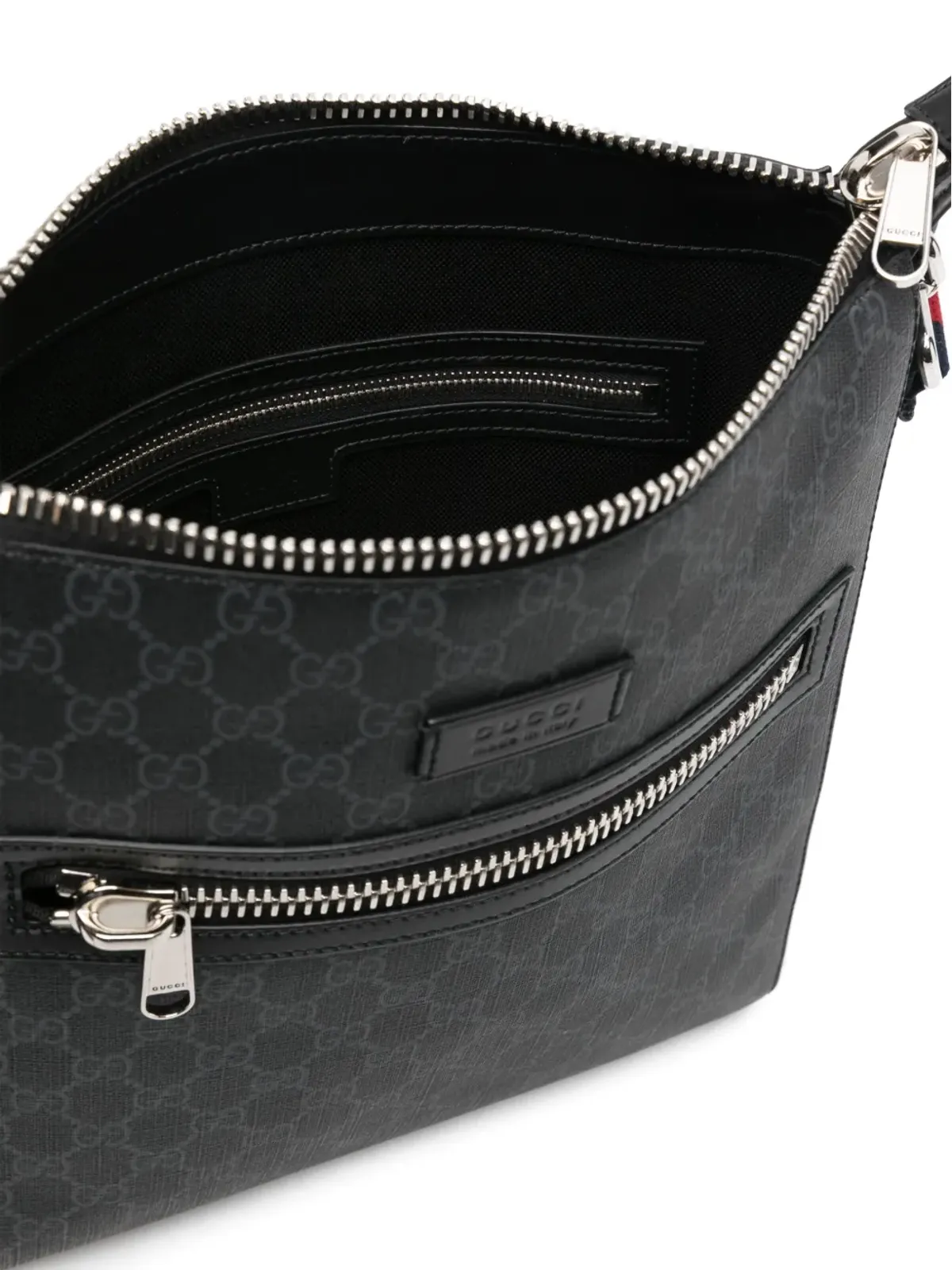 Gucci GG Supreme メッセンジャーバッグ ブラック - 画像5