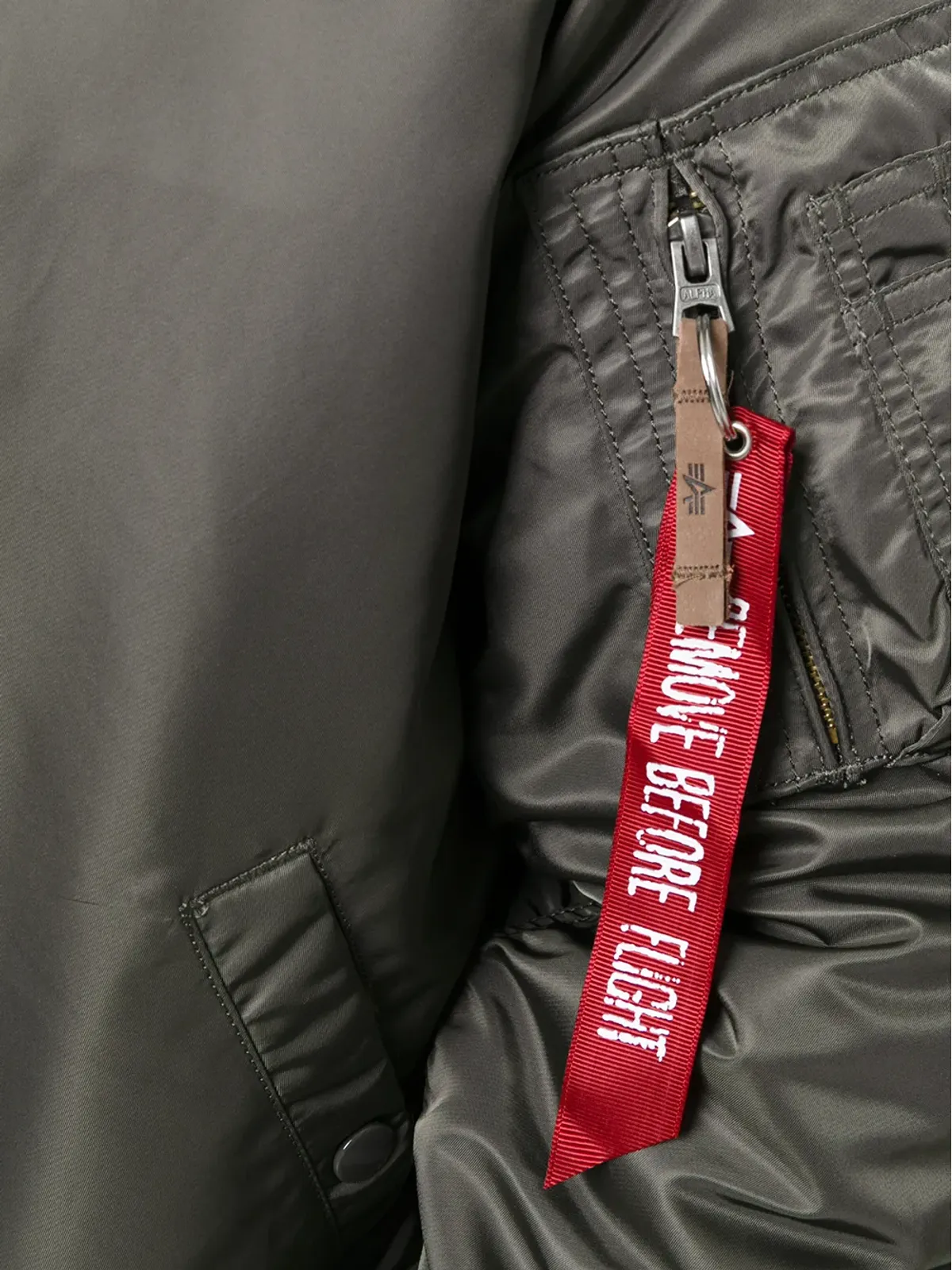 Alpha Industries ボンバージャケット - 画像5
