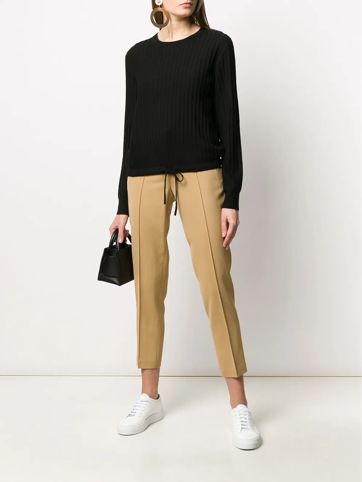 A.P.C. クロップドテーパードパンツ - 画像2