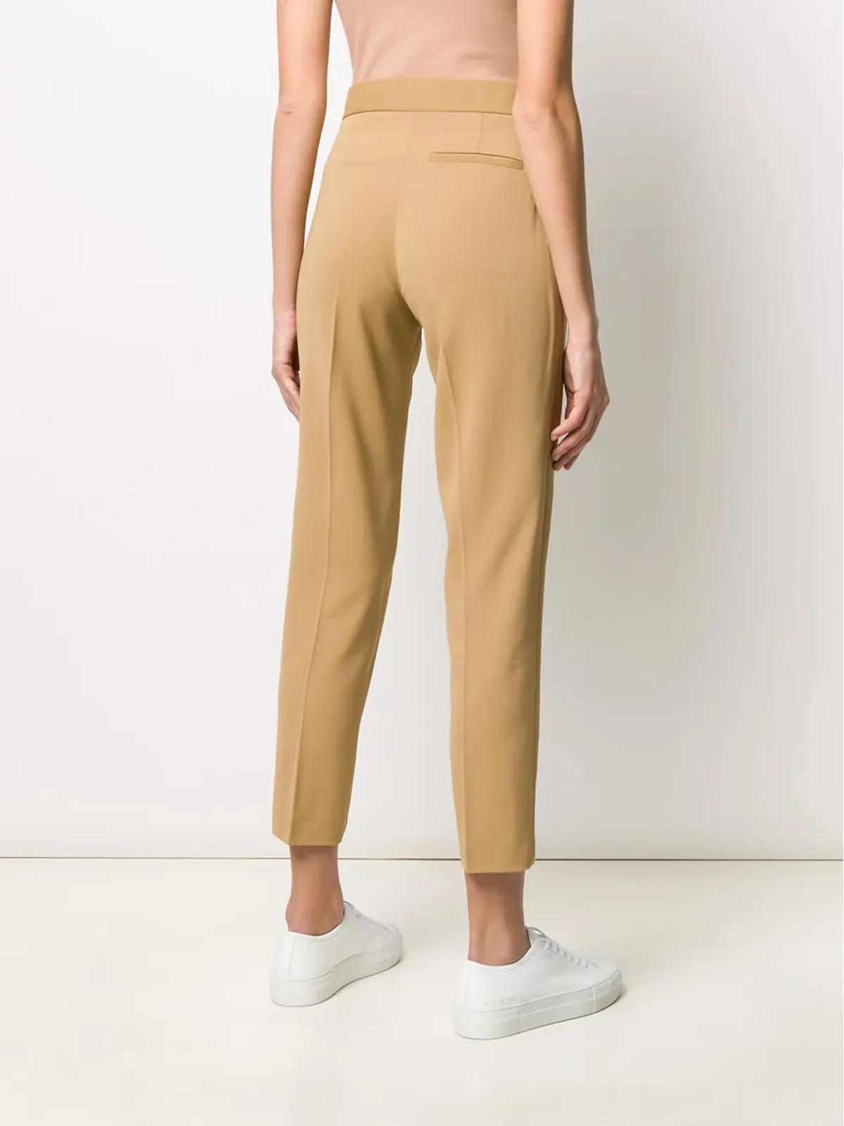 A.P.C. クロップドテーパードパンツ - 画像4