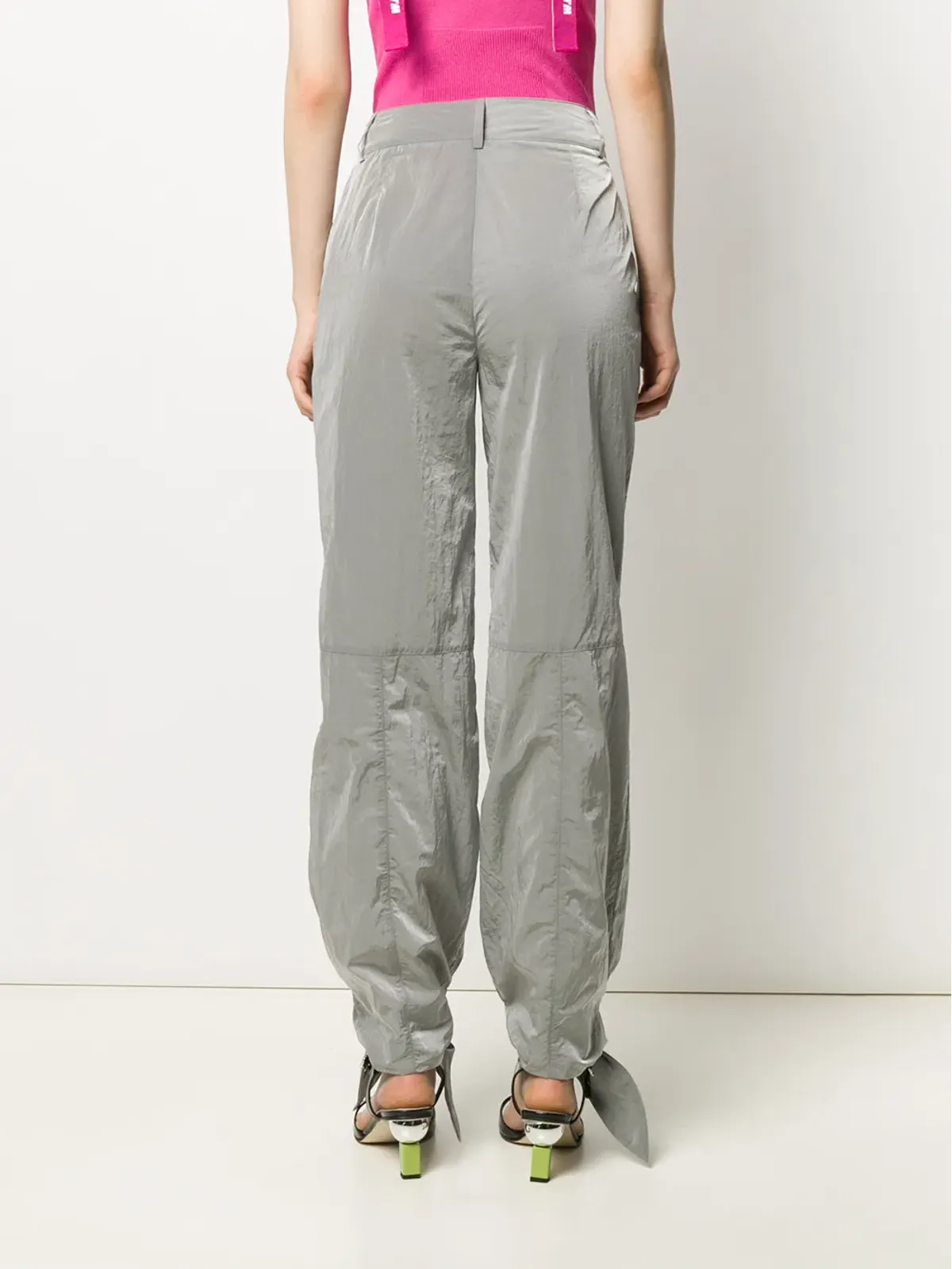 Off-White プリントロゴ タイカフスパンツ - 画像4