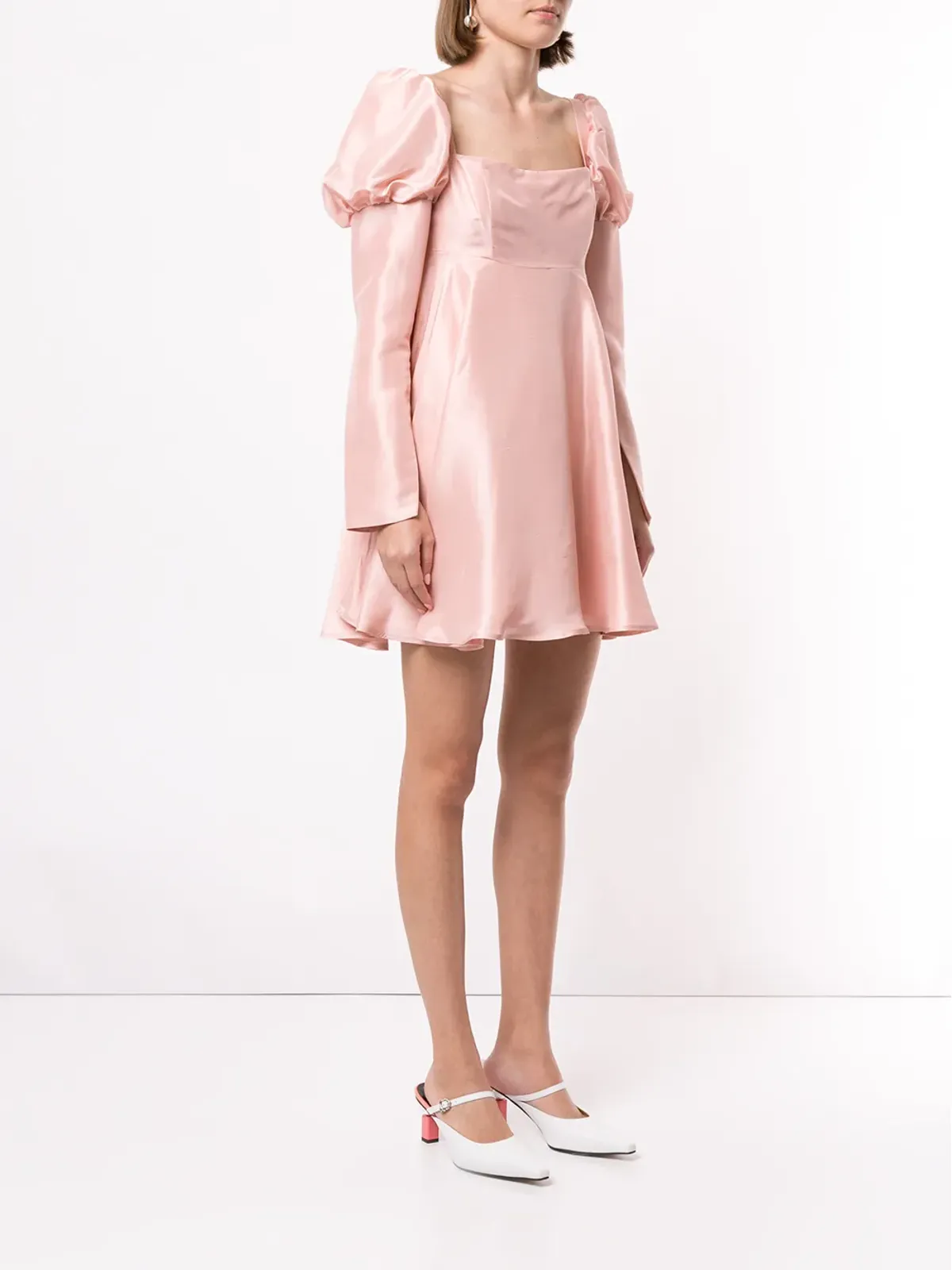 Macgraw ローズピンクのシルクショートドレス - 画像3