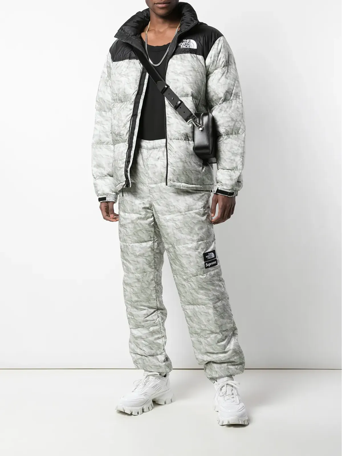 Supreme x The North Face Nuptse paper-print jacket - 画像2