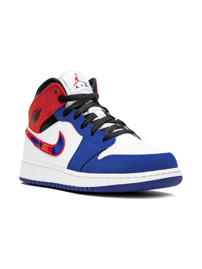 Jordan Kids Jordan Kids Air Jordan 1 Mid SE スニーカー（ホワイト）の商品画像