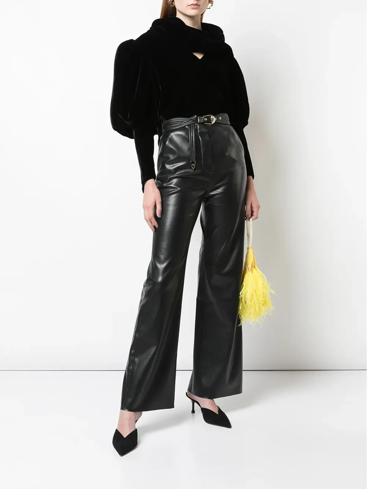 KHAITE Jones silk velvet top - Black - 画像2