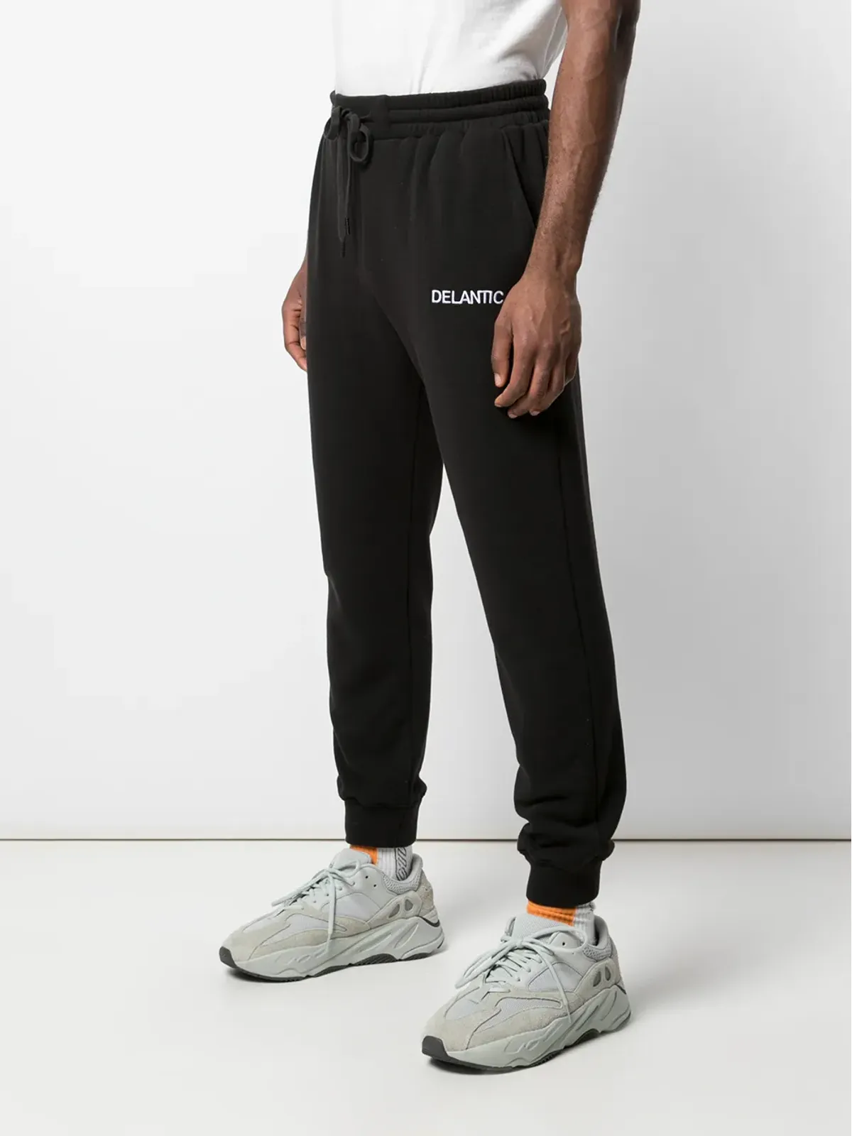 Delantic ロゴ入り ベルベット裏地付き ブラック Burrr Sweatpants トラックパンツ - 画像3