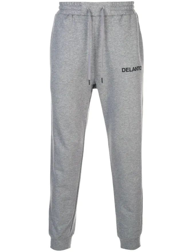 Delantic Delantic ロゴプリント フリース スウェットパンツの商品画像