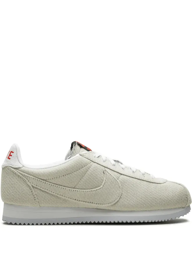 Nike Nike ストレンジャー・シングス x ナイキ Cortez QS Upside Down スニーカー - ホワイトの商品画像