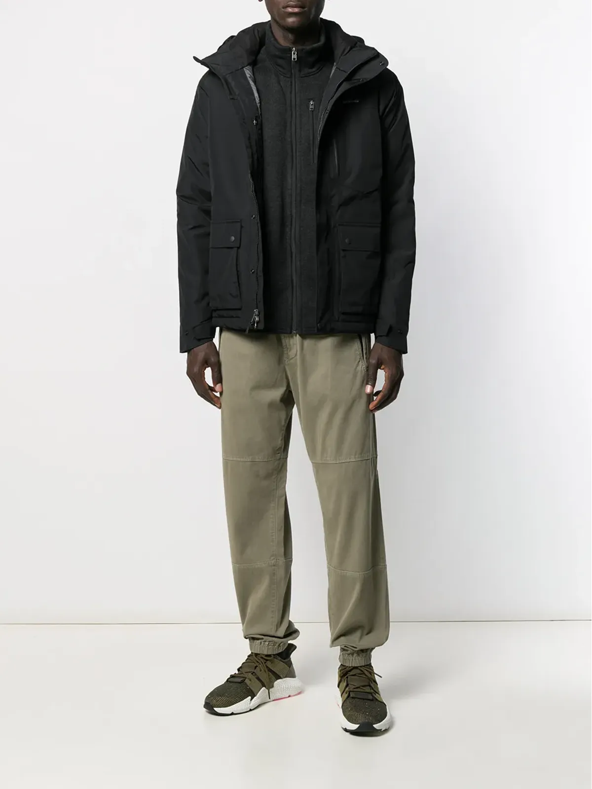 Patagonia コントラスト ロゴ ボンバージャケット（ブラック） - 画像2