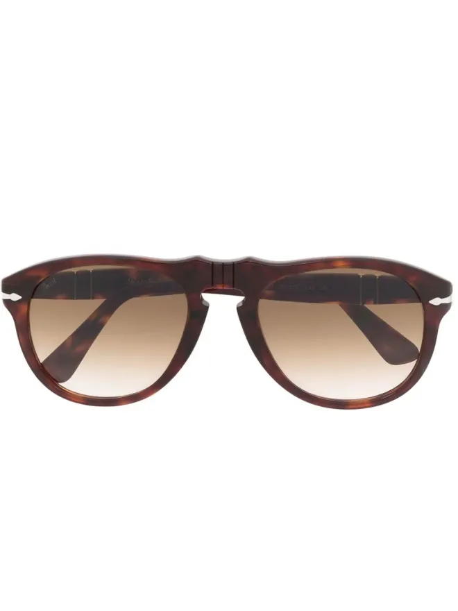 Persol Persol べっ甲柄丸型フレーム サングラスの商品画像