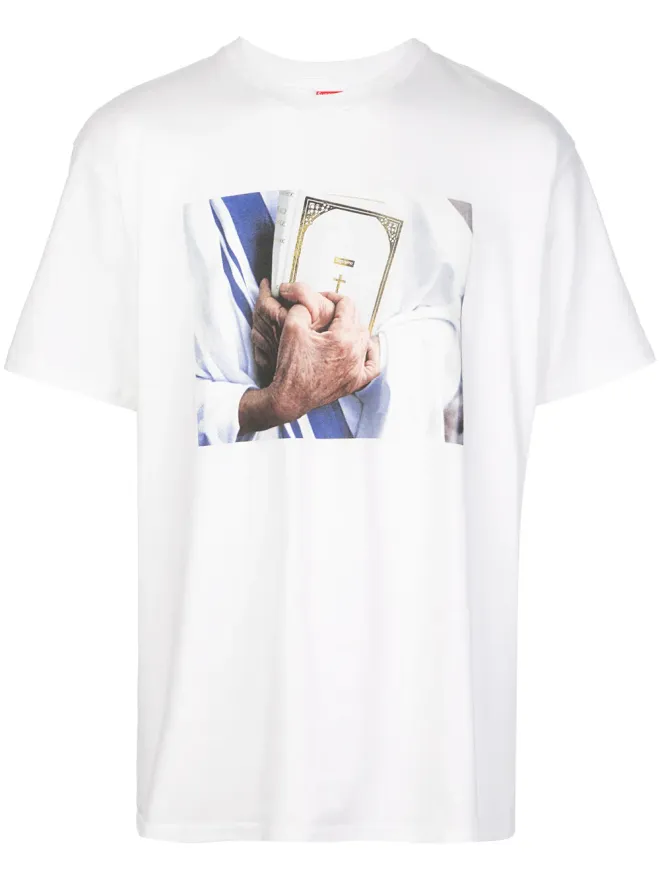 Supreme Supreme 聖書プリント クルーネックTシャツの商品画像