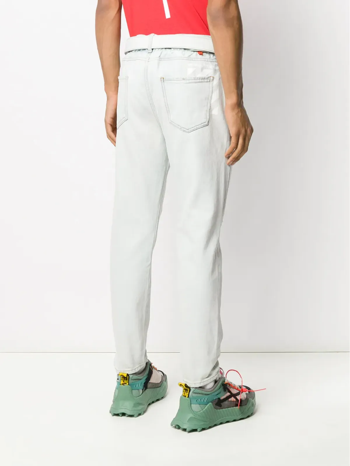 Off-White ベルト付きストレートジーンズ - 画像4