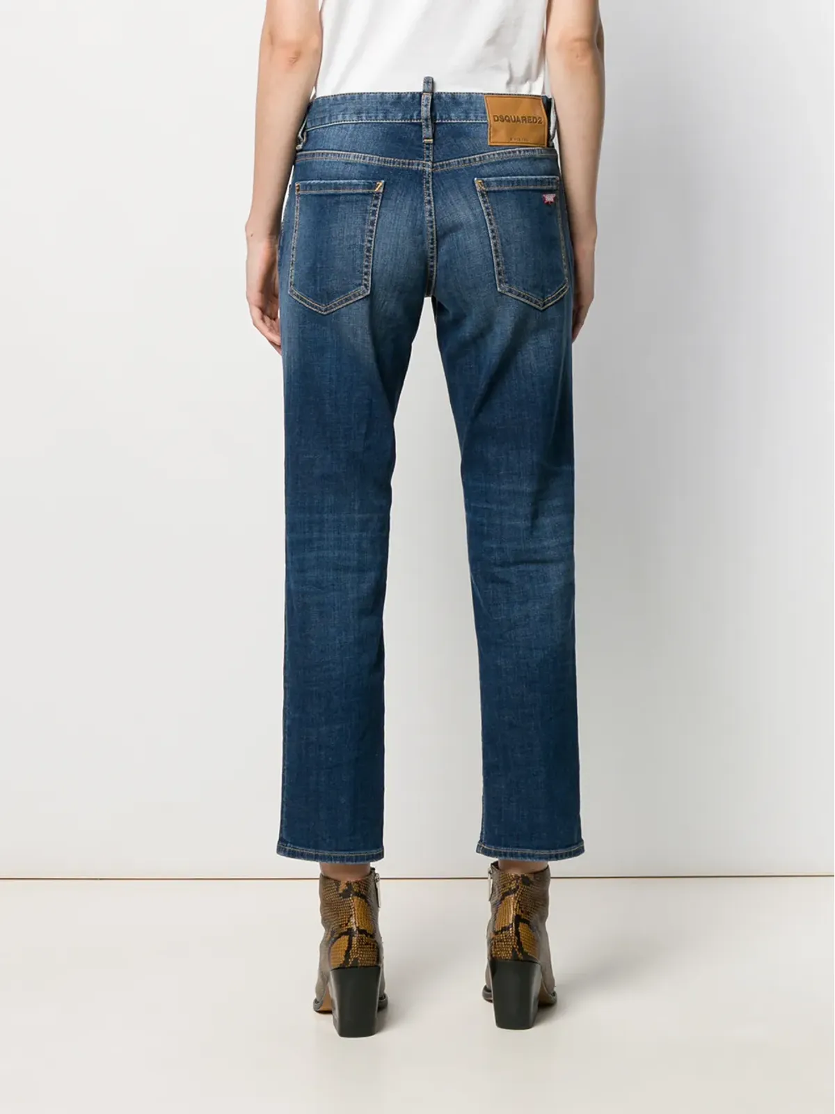 DSQUARED2 ウォッシュドクロップドジーンズ - 画像4