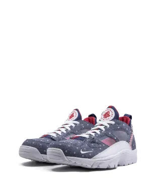 Nike エア トレーナー ヒュラーチ ロー QS USA スニーカー - サムネイル2