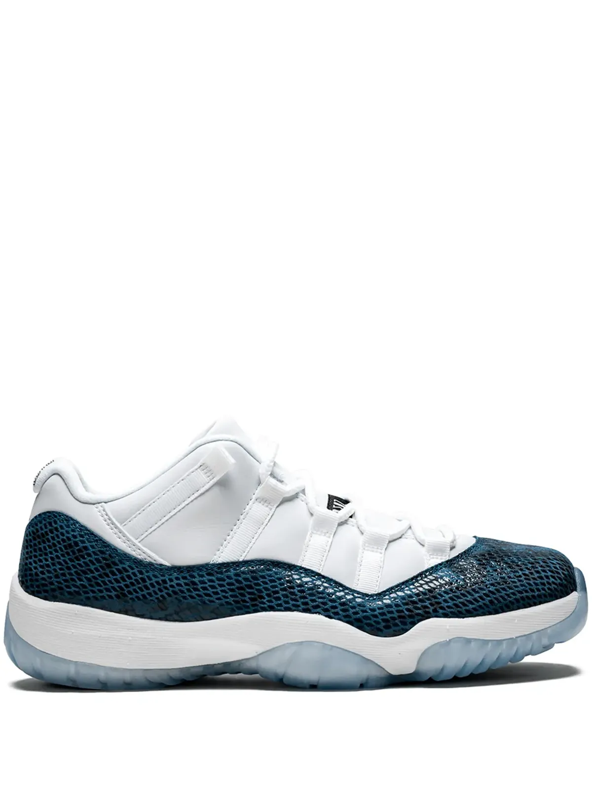 Jordan エアジョーダン 11 ロー レトロ“Blue Snakeskin” スニーカー - 画像1