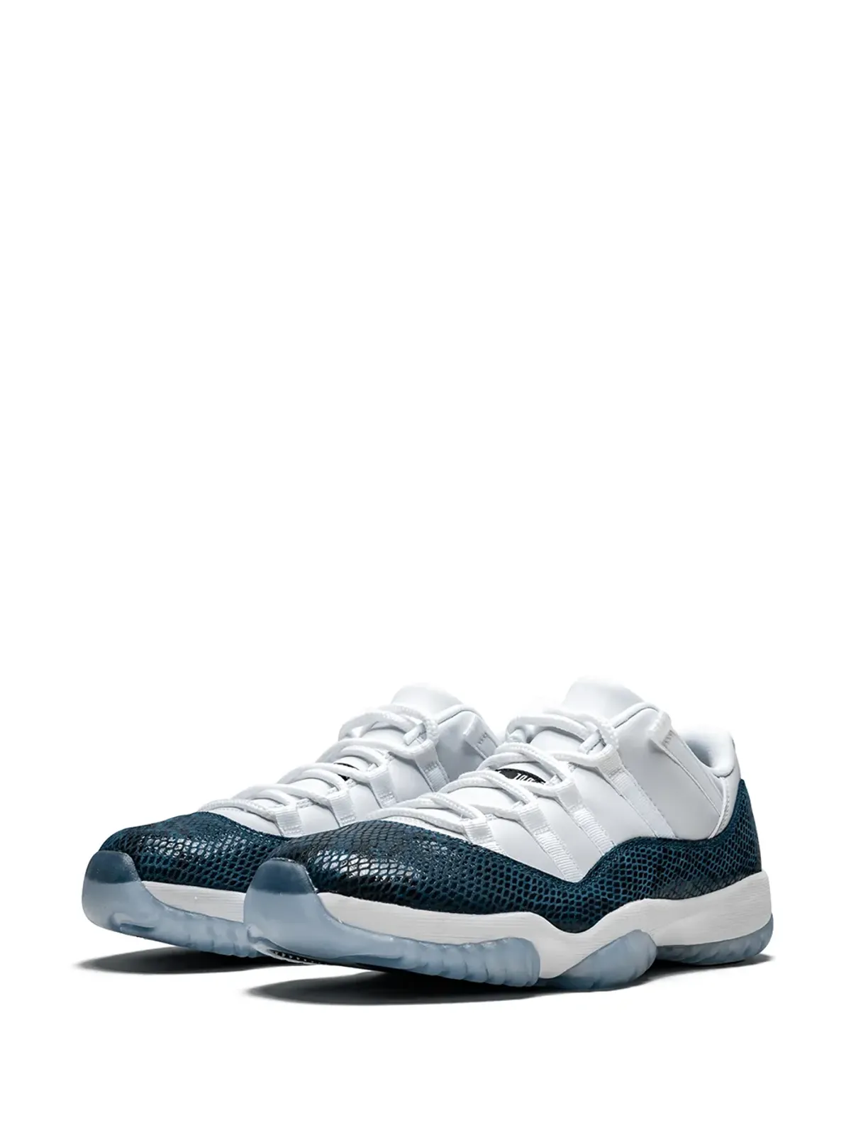 Jordan エアジョーダン 11 ロー レトロ“Blue Snakeskin” スニーカー - 画像2